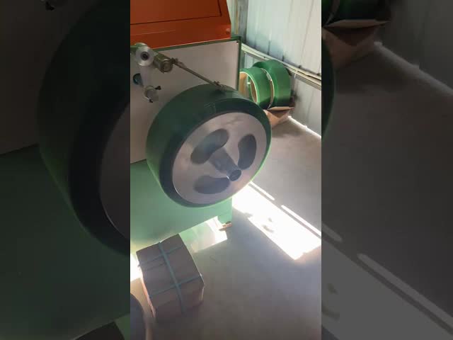 PLC制御のPETストラップウインダー 9-32mm 幅10-70kg 容量
