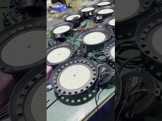 高明るさ IP65 100w 150w 200w 300w UFO LED ハイベイライト