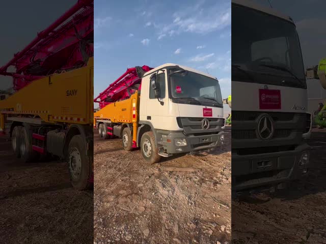 52m concrete pump truck with Mercedes Benz chassis for sale at a discount price, can operate normally