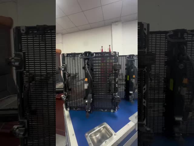 256×64 Used LED Screen Dicolor UT Series P3.91 Black Ice Screen