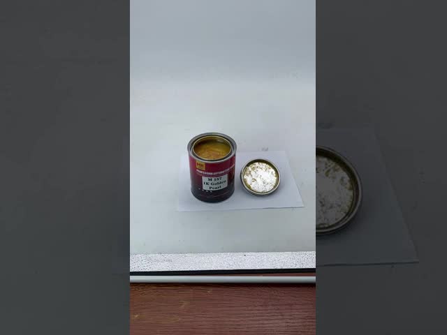 M157 1K Golden Pearl Automotive Basecoat Warm Gold to White Color Transition