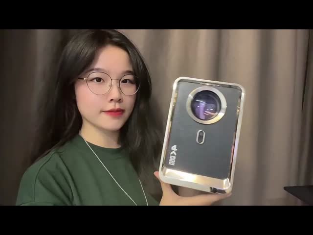 F6 Smart Mini Portable Projector Full HD Auto Focus 4K Android Smart Projector For Home