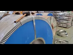 China Zero Spangle Galvanized Checkered Steel Plate Roll Hot Rolled GI Checkered Sheet supplier