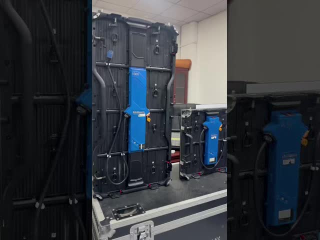 Waterproof Outdoor Rental LED Screen P3.91 7680Hz Refresh Rate Ultra Thin For Performances