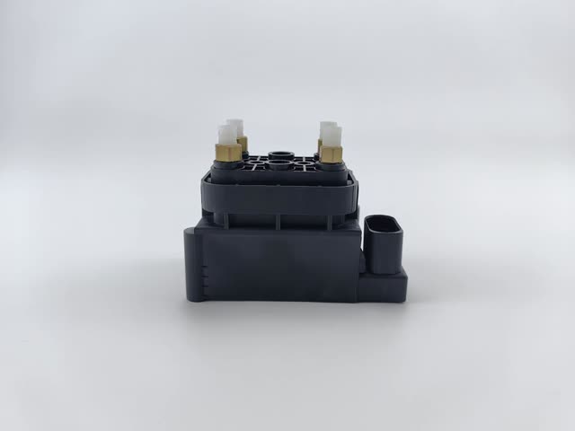 Jaguar XJ X351 C2D47540 Air Suspension Solenoid Valve Block