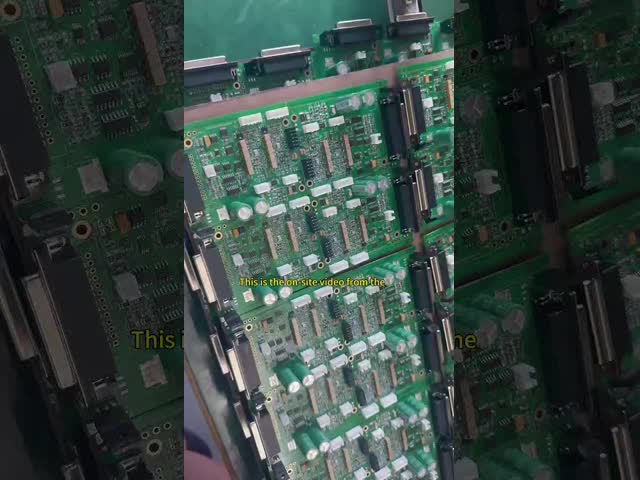 硬式SMDLEDPCBボード FR4 高Tg高速製造 自動車電子機器用