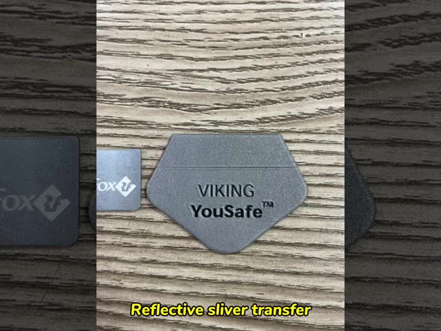 Custom Silver Reflective In the Dark Ink Heat Transfer Label Garment Press 3D Printing Label Heat Transfer for Garment PET Label