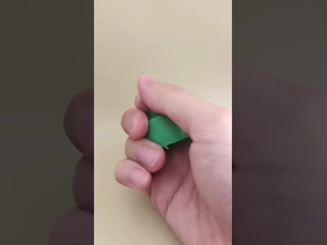 ペイントボトル用緑色のプラスチック製リブ付きゼリーキャップ