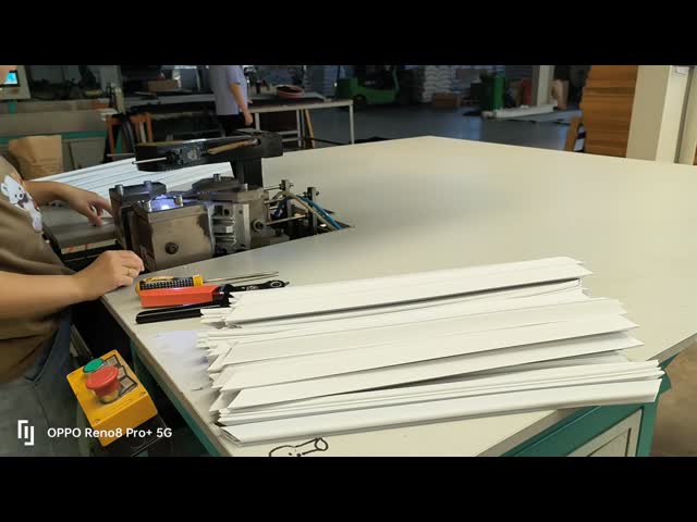 Convenient Easy Installation Silicone U Channel Edging Extruded Silicone Profiles