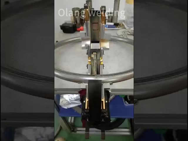 AC 220V/380V TIG 溶接機 10-300A 水冷却付き