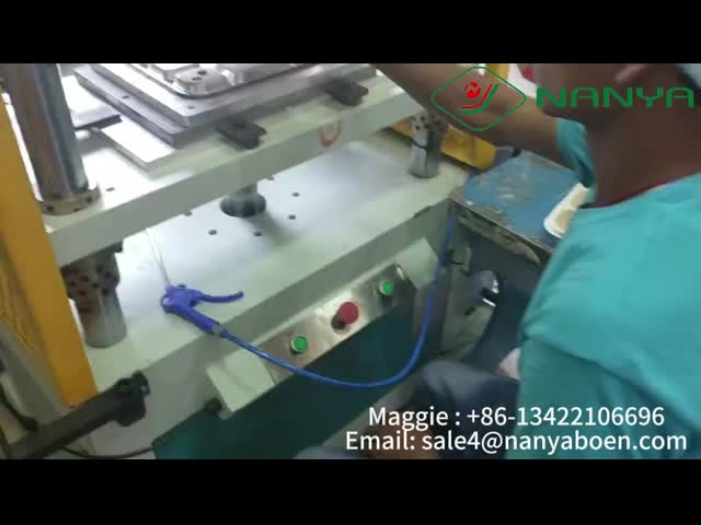 Small Paper Tray Forming Machine Edge Traimming Or Cutting By Manually 20 Ton Pressure
