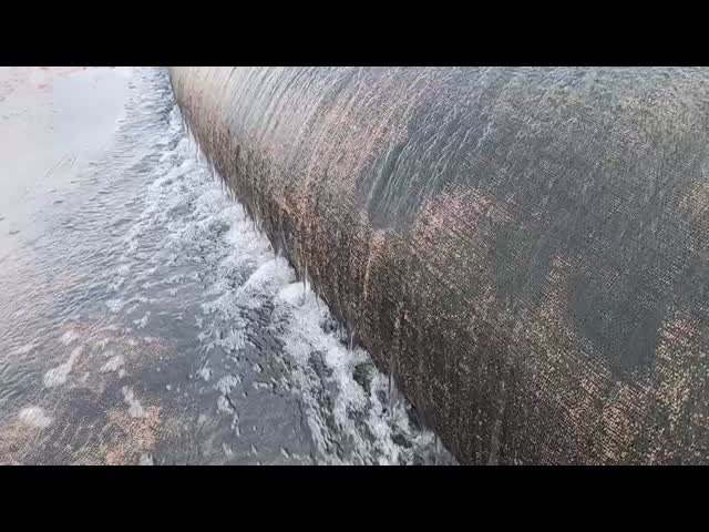地質繊維管の脱水は,パームオイルミルの流動性のある糞を肥料に変えるのに役立ちます
