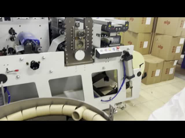 全自動ロータリーダイカットスリッティングリワインディングマシン