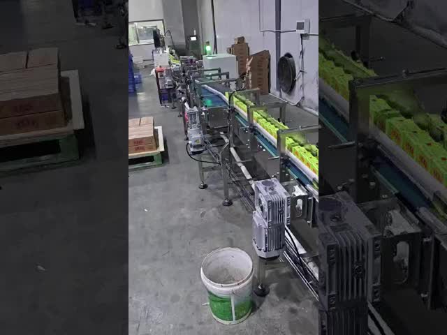 自動熱収縮包装機 完全密閉シュリンク包装機