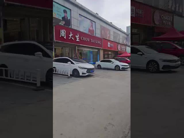 P4 DC5V 3000cd High Brightness Transparent LED Display Screen Glass LED Screen