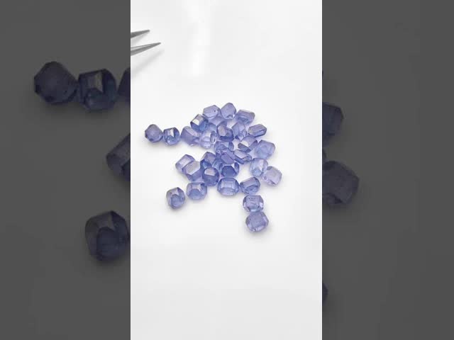 粗い青 HPHT 実験室で栽培されたダイヤモンド 0.5ct - 5.0ct Vs Si 透明性