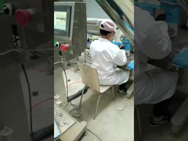 30L Semi Automatic Powder Filling Machine 1-50g 8-25 Bags/Min Stainless Steel