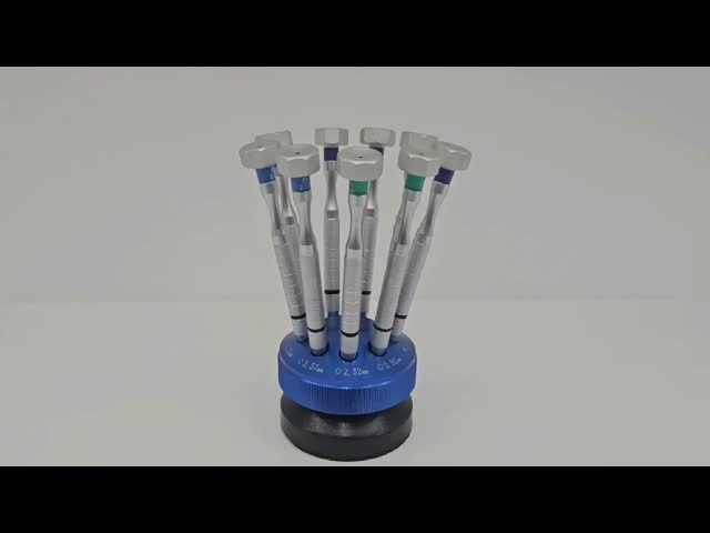 スクリュードライバーはOptometryの付属品の多機能の接眼レンズの調節用具を置いた