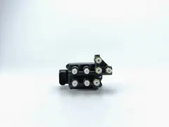 4M0616013B Air Suspension Valve Block For﻿ New Audi Q7 2018-2022