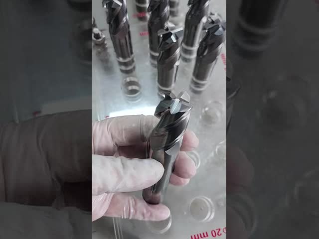 Smooth Surface Tough Carbide End Mill Milling Cutter General Purpose High Accuracy