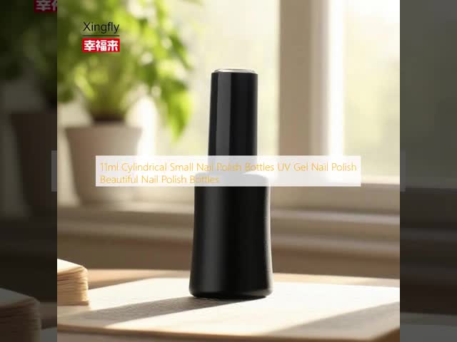Customized Logo Empty 11ml Factory UV Nail Gel Polish Glass Bottle
