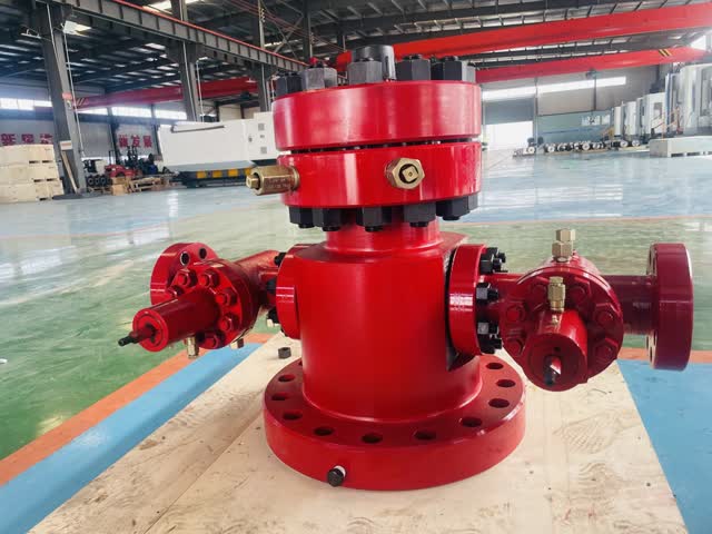 Steel Casing Head with Load Capacity of 100 Tons-350 Tons and Corrosion Resistance