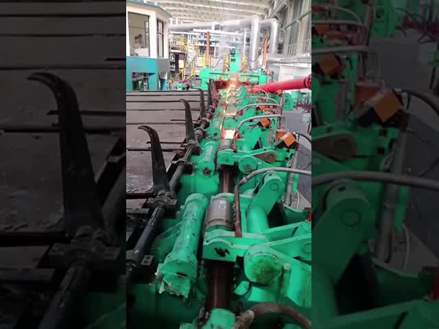 BS6323-3 継ぎ目が無い鋼鉄管、熱い終了する継ぎ目が無い管/つや出しの鋼鉄管