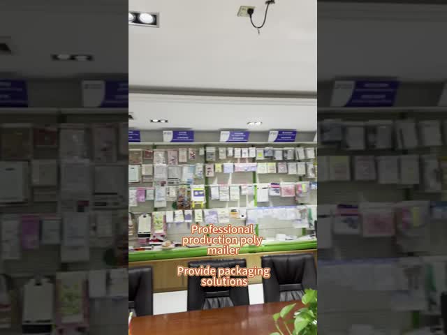 Tear proof Eco Friendly Plastic Poly Mailer Bags Lightweight 15x25cm To 60x80cm Options