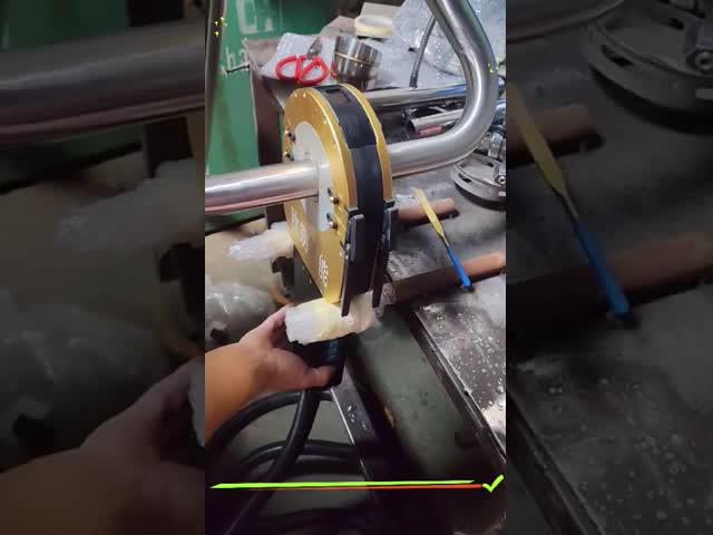 自動TIG溶接機 10-300A 水冷 220V/380V