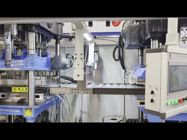 Positive And Negative Pressure Thermoforming Machine with 610×710mm Maximum Molding Die Area 20-30 mold/min Production Efficiency and 120mm Maximum Forming Height