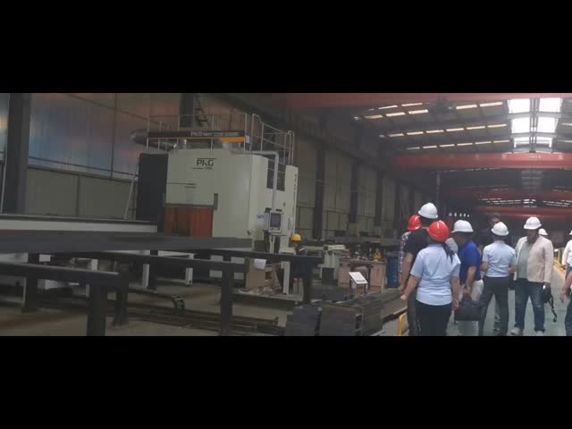 Modern Prefab Steel Warehouse Building Designs Advanced Insulation Energy Efficiency