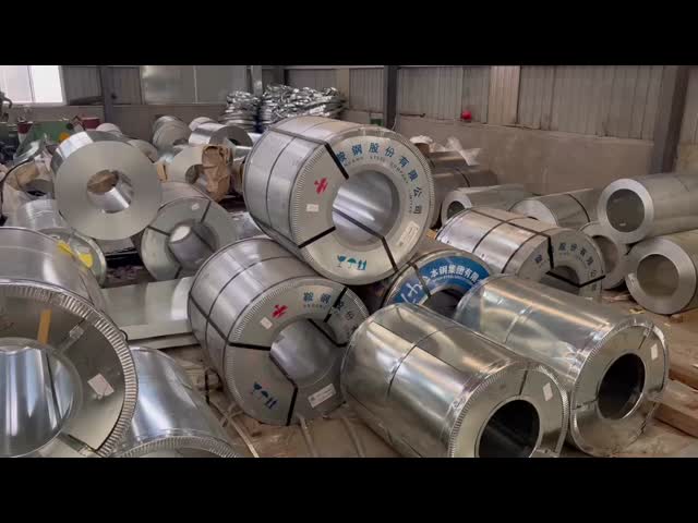 ISO9001 ASTM JIS Q195 Q215 Material Galvanized Steel Coil 50mm 200mm 500mm Width