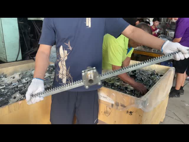 温室換気用カスタムラックアンドピニオンギアシステム
