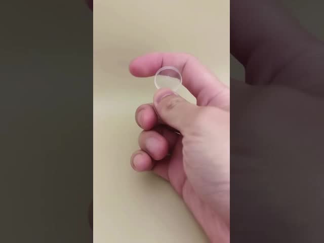 Small Clear Round Ribbed Plastic Cap for Cosmetic Bottles