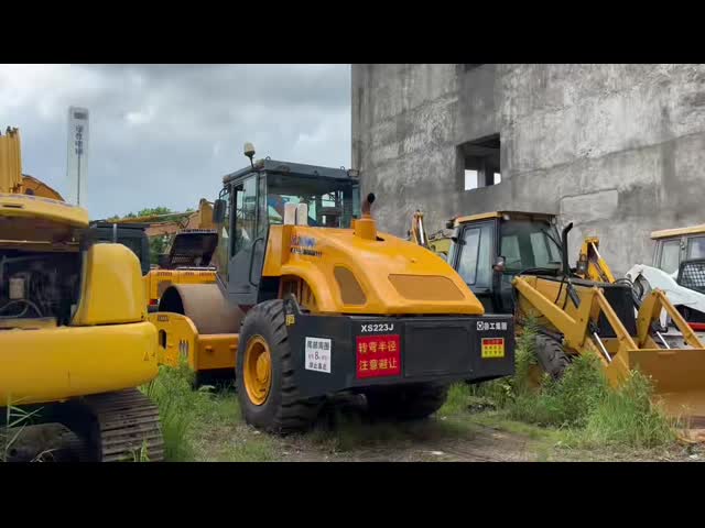Used XCMG XS223J Single Drum Compactor Easy Operation And Good Condition