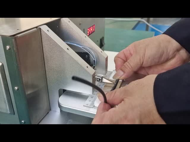 Safe Under Long Term Vibration By 30Khz Ultrasonic Cutting System For Printed Circuit Board