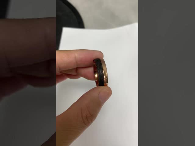 Alternative Metal Rings Forged Carbon Fiber Jewelry Main Material Gold Powder and Rose Gold Wedding Bands for Men in 2025