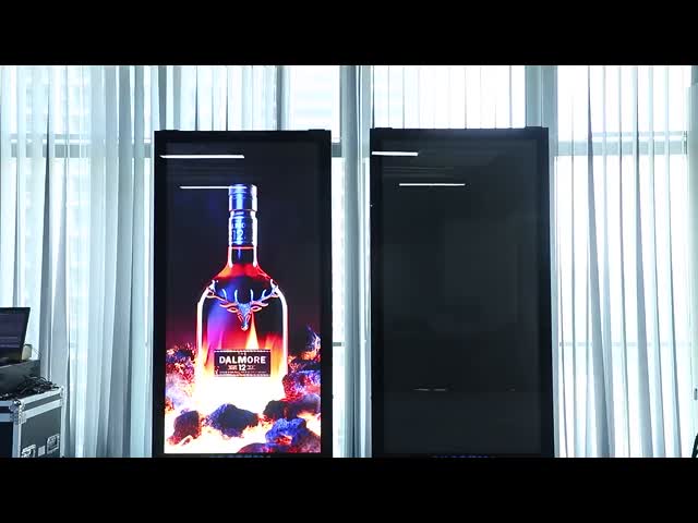 Publicidade ao ar livre P2.5 LED Display Poster com alto desempenho personalizado