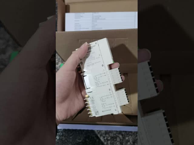 Modicon STB Schneider STBACI0320 Analog Output Kit 20mA For Precise Control