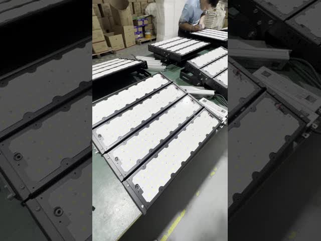 20 Watt LED Solar Floodlight with IP65 Waterproof and Motion Sensor for Outdoor Lighting