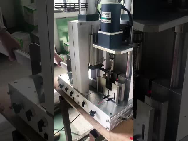 Honey Comb Pleated Blind Fabric Cutting and Punching Machine for Cellular Blind Manufacturing Honeycomb/cellular/plate Blind