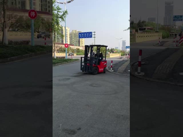 HELI 1.5 トン用ディーゼルフォークリフト