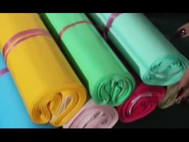 Waterproof Custom Recycled Poly Mailers Tear Resistant LDPE Poly Bags Durable For Packaging