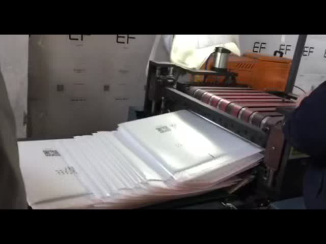 Customizable Puncture-Resistant Kraft Bubble Mailing Bag Cushioning Bubble-Lined