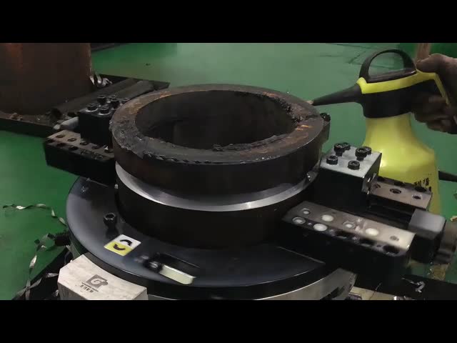 High Accuracy Pipe Cutting And Beveling Machine 3