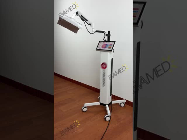 皮膚のニキビのためのPDTマシン LED 青と赤 プロフェッショナル LED 光療法マシン