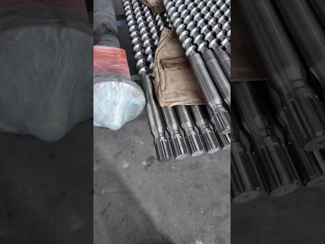 Nitrided Injection Screw Barrel with 900-1000 HV Hardness