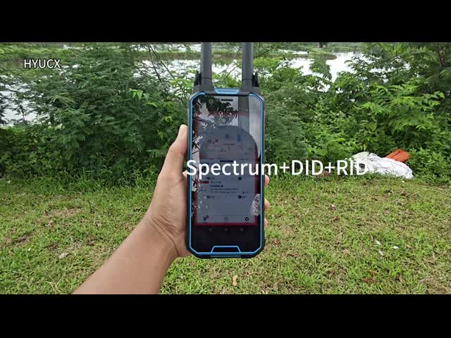 0.5-1.5km Range Handheld Drone Detector 8000mAh Battery Advanced Portable UAV Detector