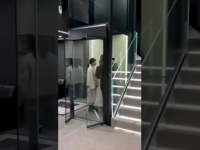 Mini Home Elevator with Clear Acrylic Door | 500 lbs Capacity