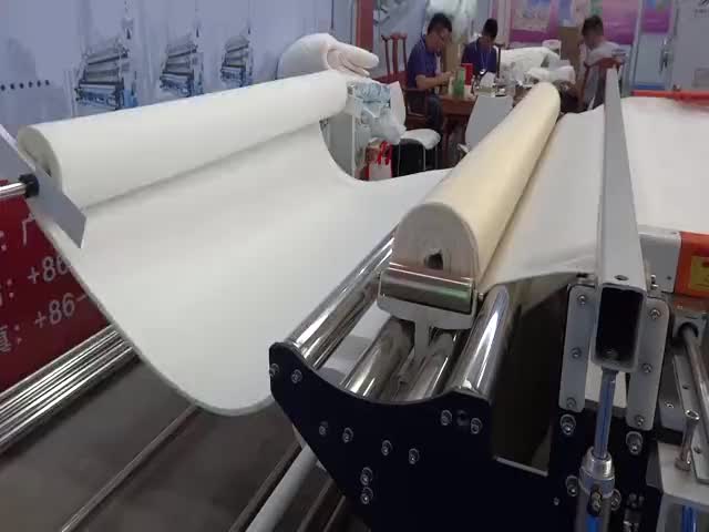 Industrial High Speed Automatic Continuous Feeding Single Needle Quilting Machine For Mattress Fabric
